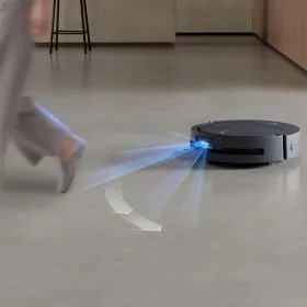 AI navigace a výdrž baterie Deebot T80 Omni Black