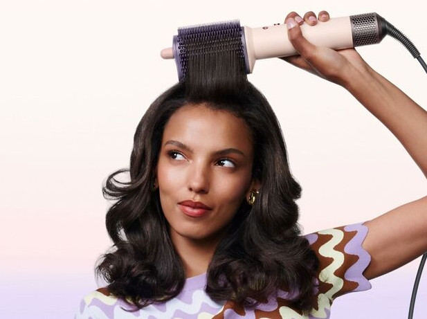 Rychlejší vysoušení a styling – Dyson Airsmooth