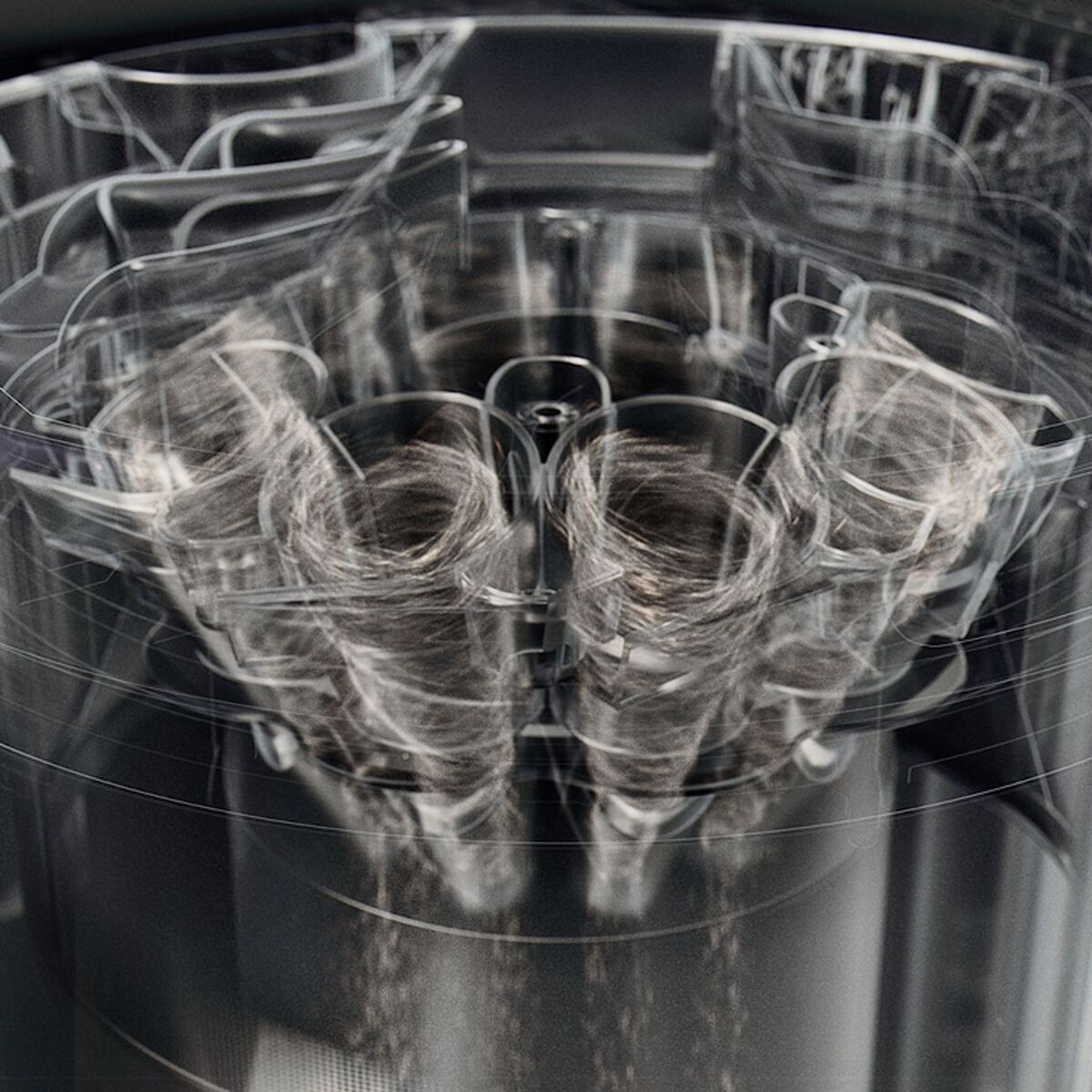 8 cyklon odstraní prach a nečistoty – Dyson R2 Nurovi Wash+Dry
