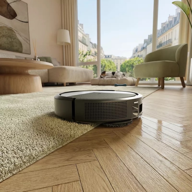 Štíhlá konstrukce a Carpet Boost iRobot Roomba Plus 415 Combo