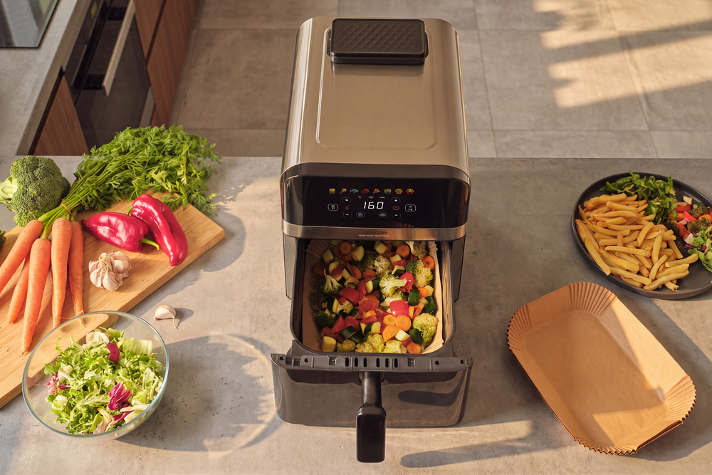 Pečicí papíry v balení – Sencor SFR 9800SS INOX DUAL HEAT PLUS
