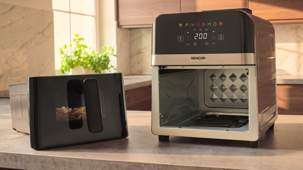 Celokovové nerezové tělo – Sencor SFR 9800SS INOX DUAL HEAT PLUS