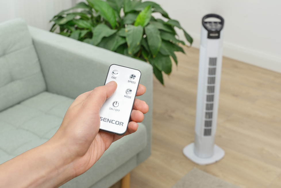 Výkonné proudění vzduchu ventilátoru SENCOR SFT 3112wh