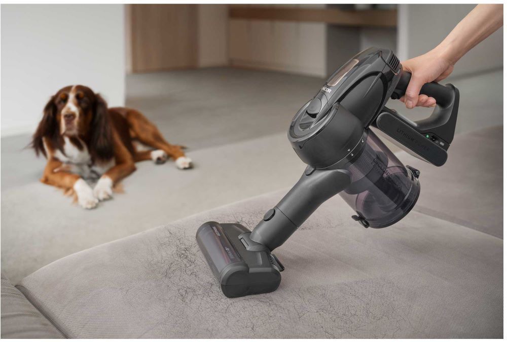 SENCOR SVC 8726BK - cyklónový systém a HEPA filtr