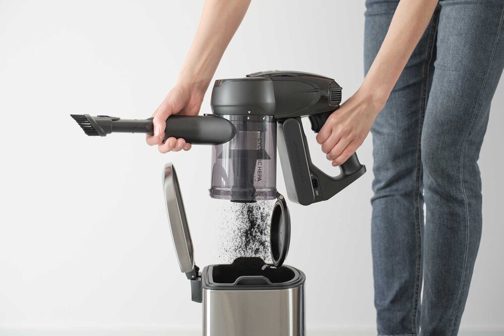 HEPA filtrace Sencor SVC 8776BK